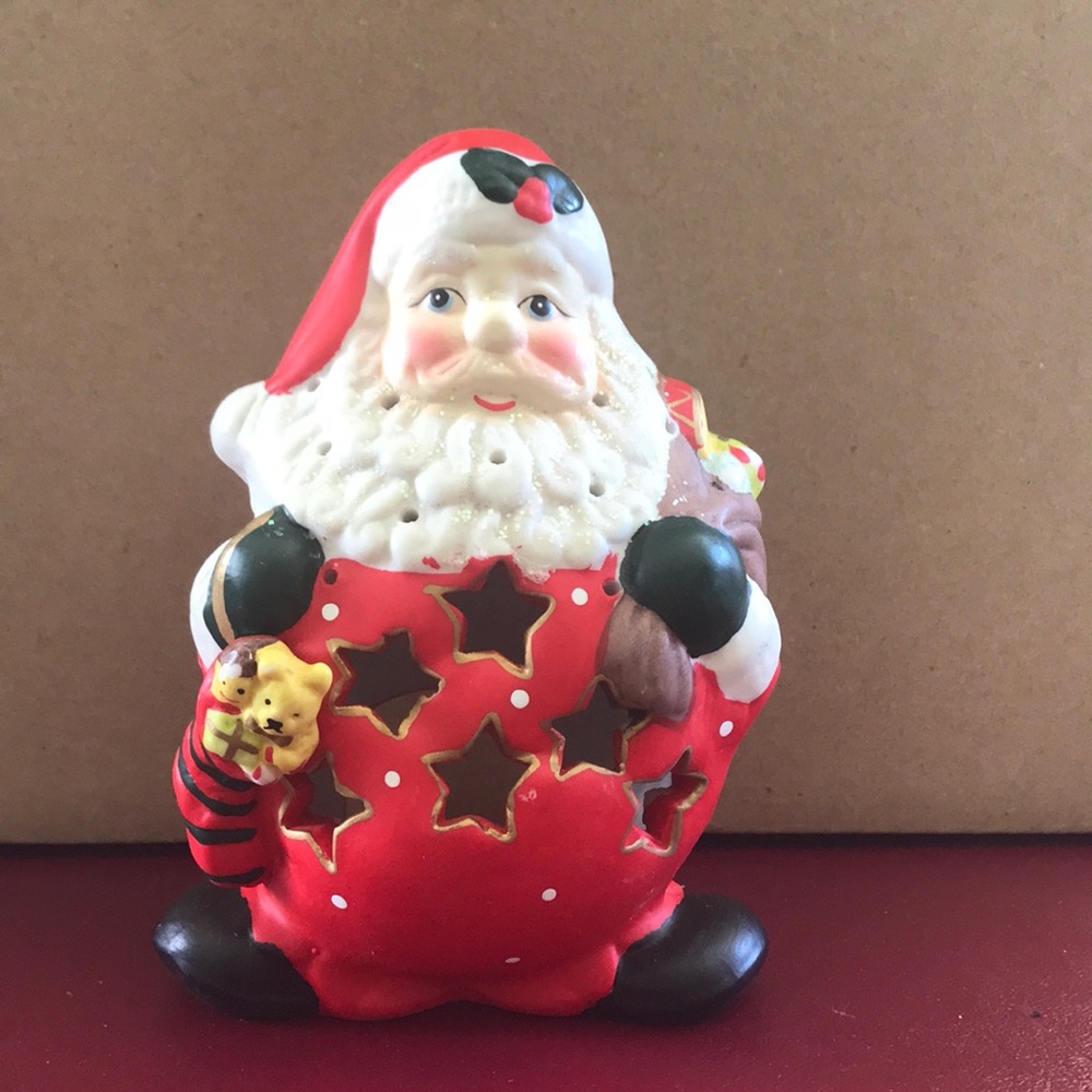 Santa tea light holder